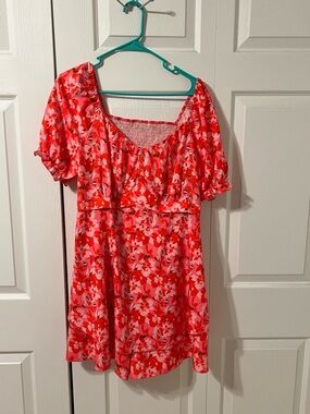 SHEIN Red Floral Short Sleeve Romper